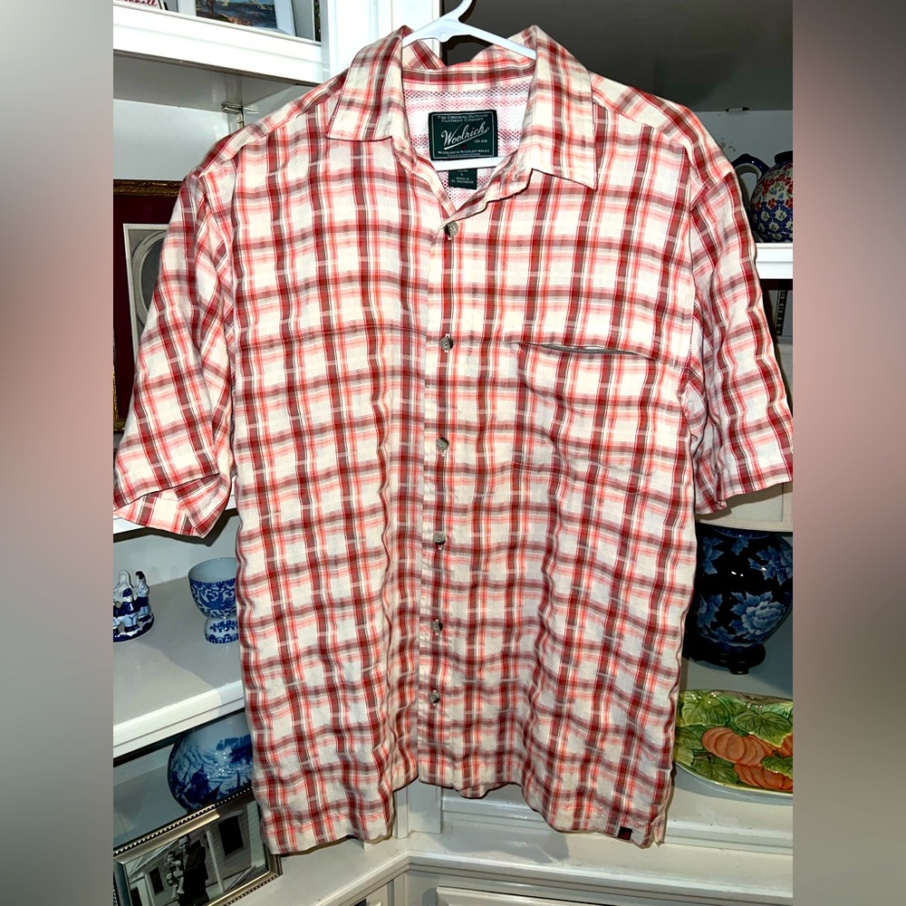 Woolrich Men's performance  Button Down Shirt